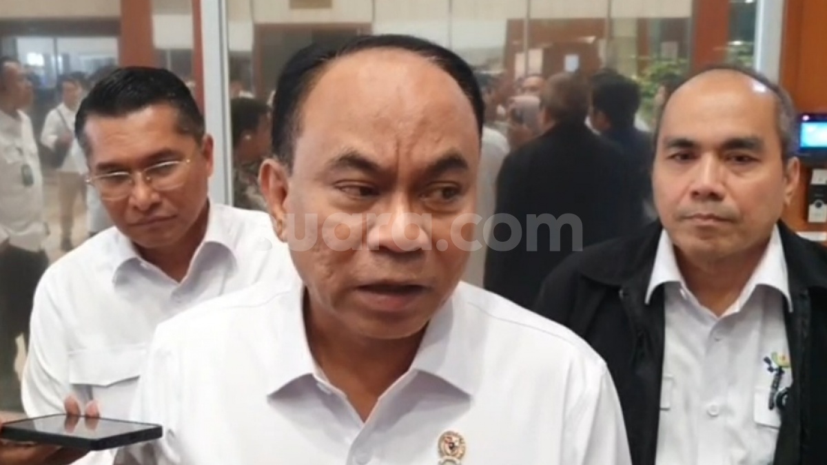 Budi Arie Ngambek di Medsos? Ketahuan Unfollow Instagram Prabowo Usai Dicopot dari Menteri!