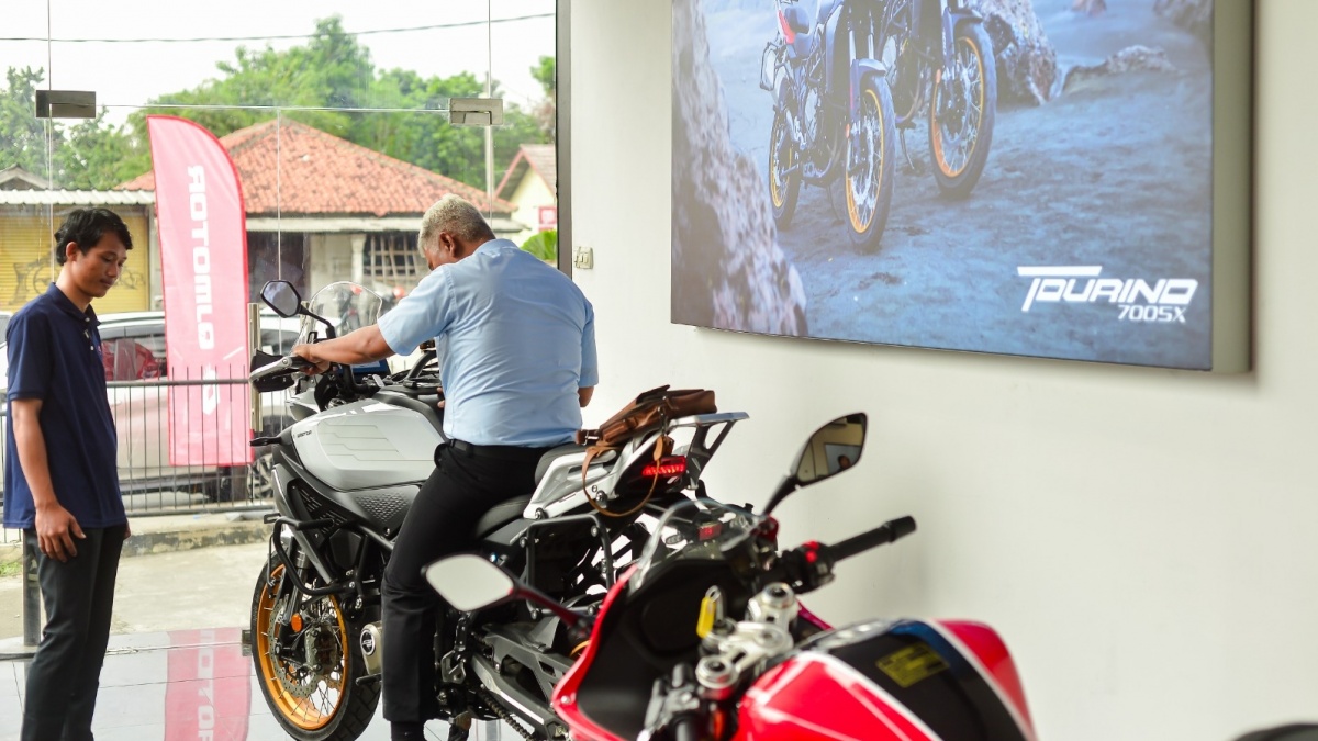 QJMOTOR Perluas Ekspansi di Indonesia, Dealer Terbaru Resmi Hadir di Bekasi