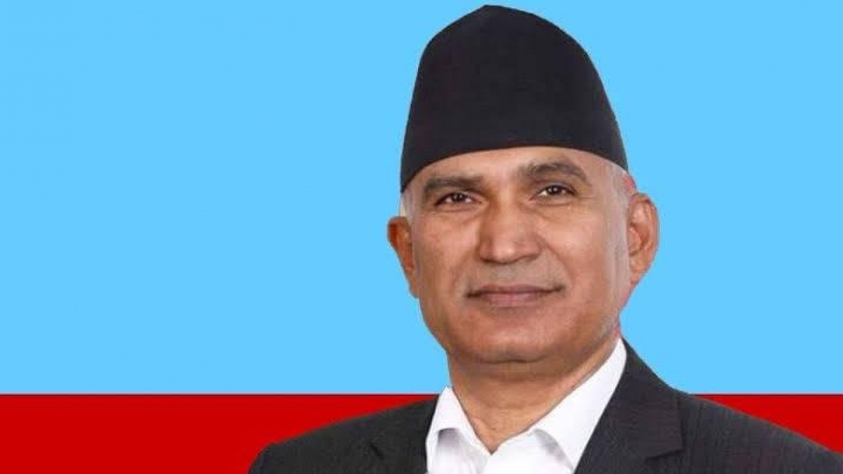 Detik-detik Menkeu Nepal Kabur Ditendang di Jalanan Saat Demo Massa Gen Z yang Muak Korupsi
