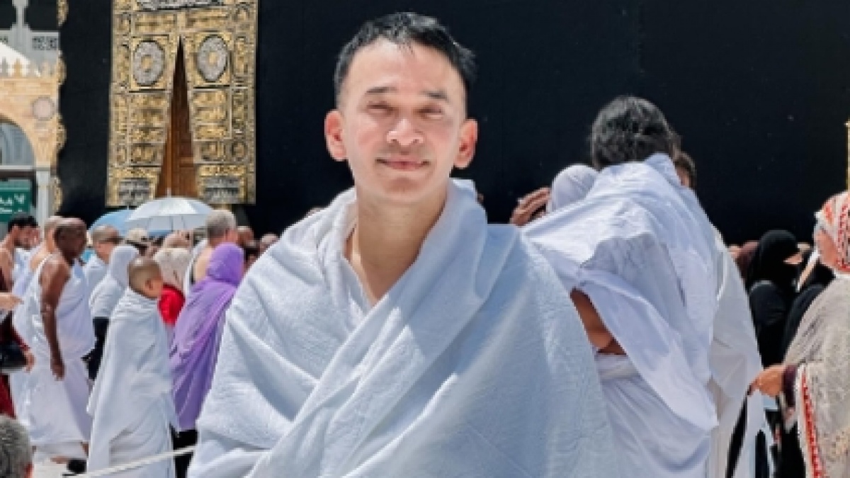 Bertemu Orang Mirip Olga Syahputra dan Julia Perez Saat Umrah, Tangisan Ruben Onsu Pecah