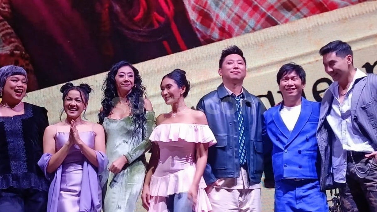 Ciuman Pertama di Film, Nirina Zubir Puji Michael Notardonato: Untung Rajin Sikat Gigi