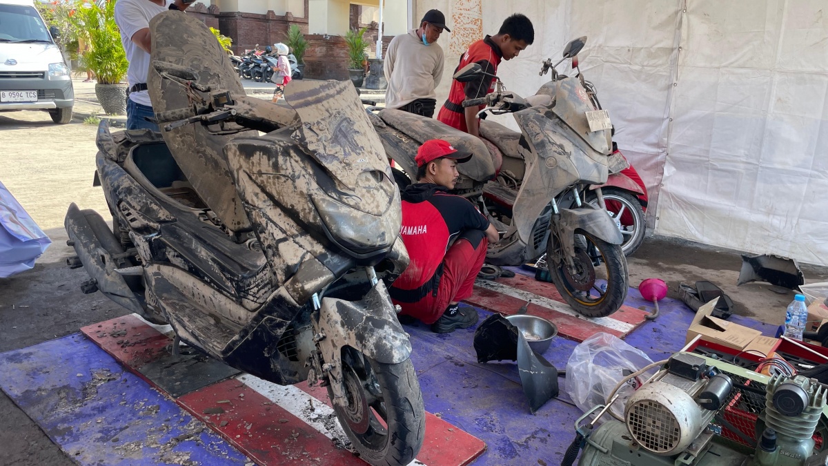 Yamaha Berikan Servis Gratis untuk Motor Terdampak Banjir di Bali