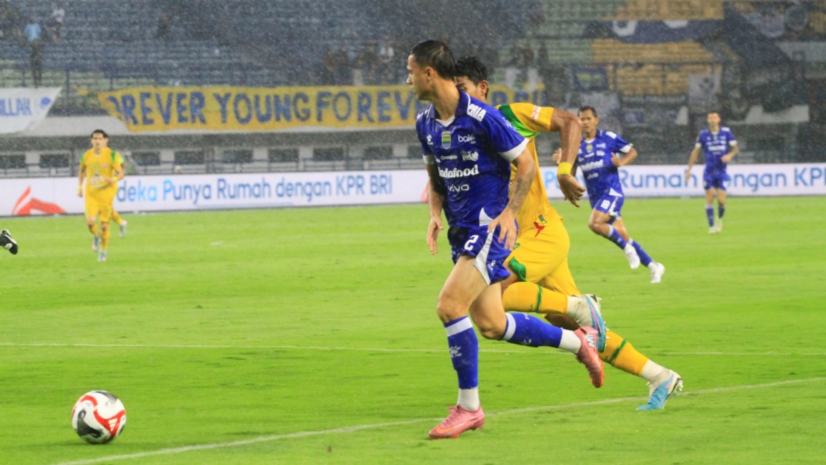 Kata-kata Pelatih Persib Bandung  Duet Eliano Reijnders dan Thom Haye