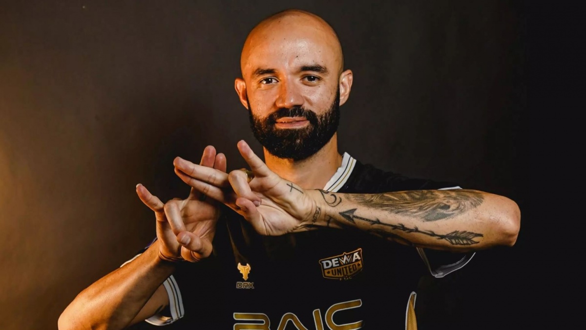 Dewa United Resmi Datangkan Bek Kanan dari Liga Bulgaria