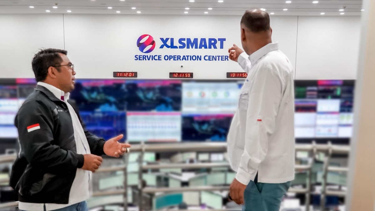XLSMART Gabungkan Pusat Kendali: Jaringan Lebih Stabil, Pelanggan Lebih Untung?