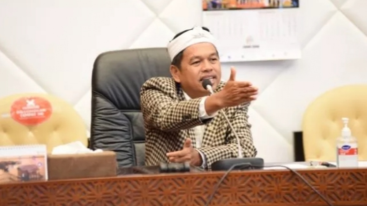 Sidak Pabrik Aqua, Dedi Mulyadi Kaget Sumber Air Mineral dari Sumur Bor Bukan Pegunungan