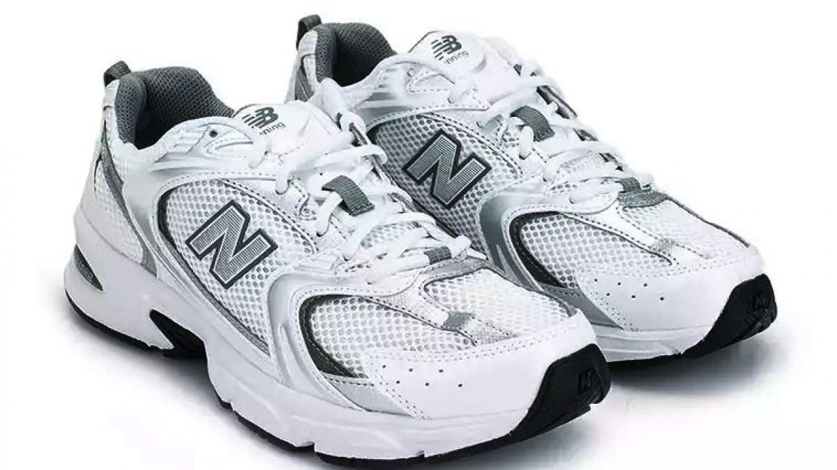 New Balance 530 untuk Lari Jarak Jauh atau Sepatu Fesyen? Cek Fitur dan Kegunaannya