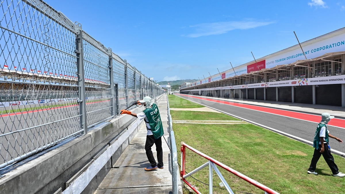 Uji Kesiapan Marshal MotoGP Mandalika 2025, Simulasi Bendera Berjalan Mulus
