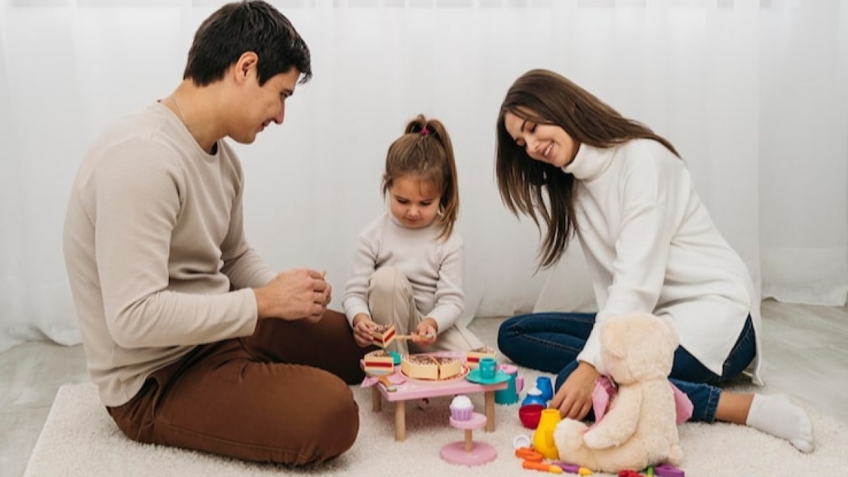Bukan Sekadar Seru, Bermain Bersama Anak Bisa Jadi Cara Orang Tua Mengenal Minat dan Karakternya