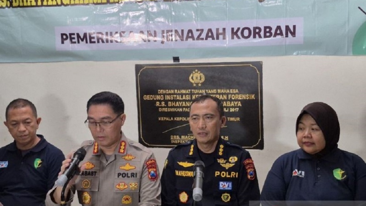 Ada dari Bekasi dan Semarang, Tim DVI Identifikasi 7 Jasad Korban Ponpes Al Khoziny, Ini Daftarnya