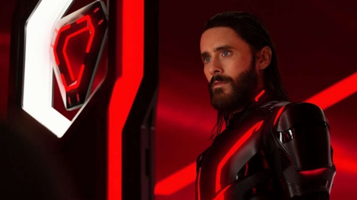 Review Film Tron: Ares, Saat CGI Ciamik Bertemu Alur yang Bikin Gemas