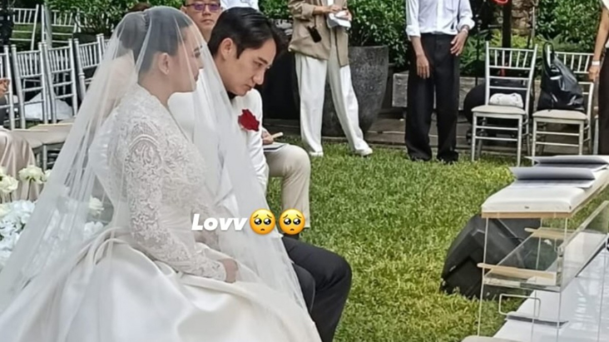 Selamat! Amanda Manopo Resmi Menikah dengan Kenny Austin, Momen Pemberkatan Penuh Haru