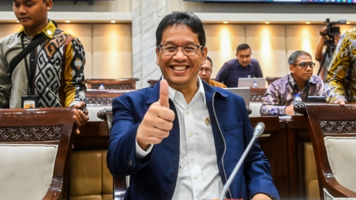 Ogah Tanggung Utang Whoosh dari APBN, Menkeu Purbaya Kukuh Danantara Mampu Bayar
