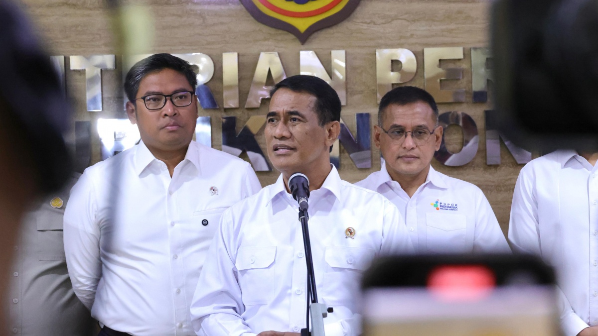Pemerintah Tindak 2.039 Kios Nakal, Mentan Amran: Petani Dirugikan Rp600 Miliar