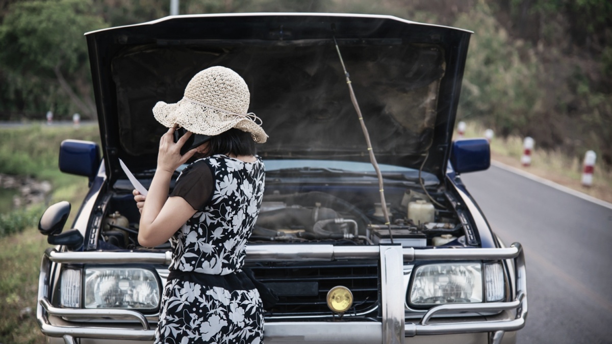 Kenali Penyebab Mobil Overheat dan Cara Mengatasinya
