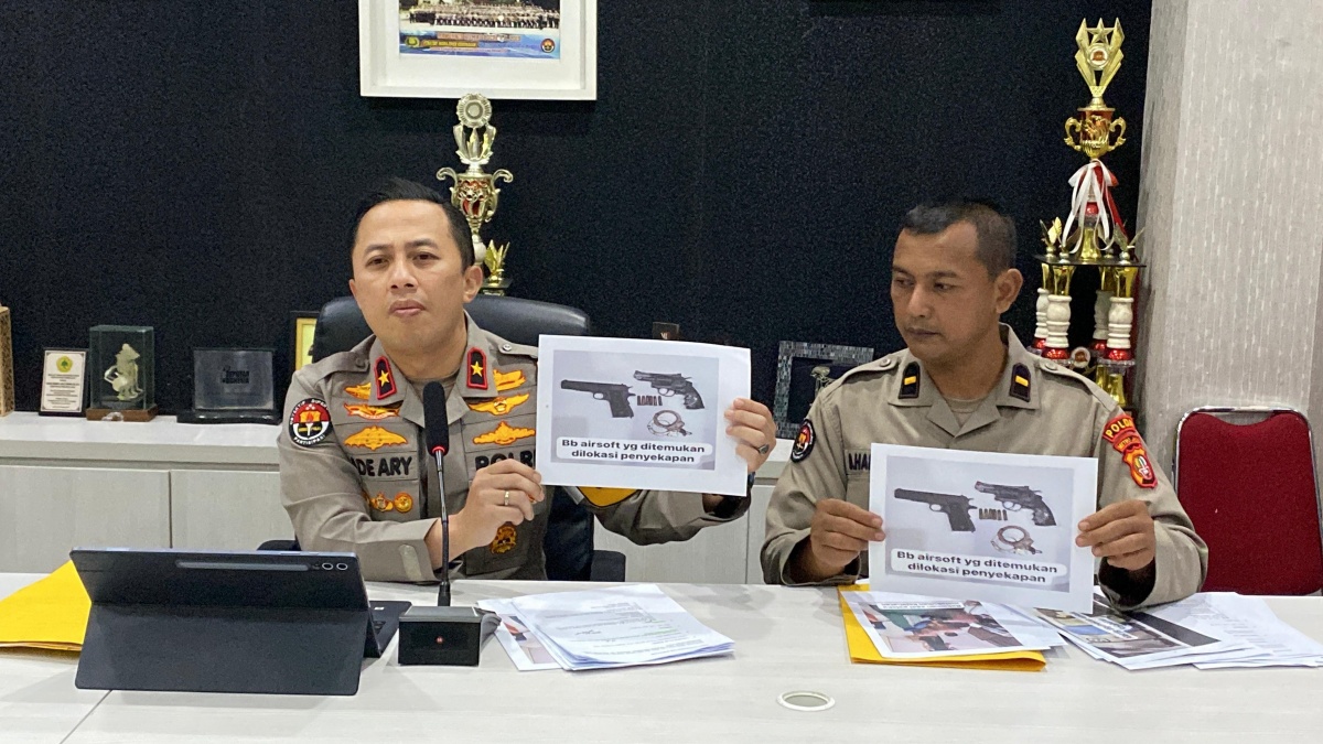 Fakta Baru Penyekapan Modus COD Mobil: Ditemukan Airsoft Gun, Pelat Dinas dan Seragam Polri Palsu