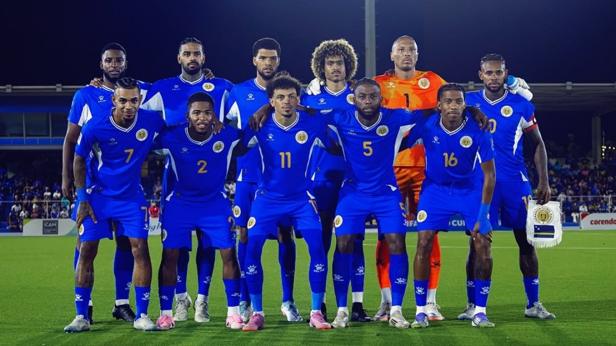 Terpuruk di Era Patrick Kluivert, Curacao Kini Selangkah Lagi ke Piala Dunia Berkat Dick Advocaat