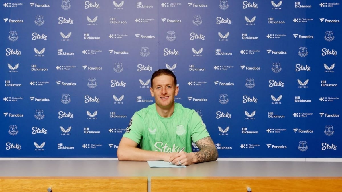 Bertahan Lebih Lama, Jordan Pickford Perpanjang Kontrak dengan Everton hingga 2029