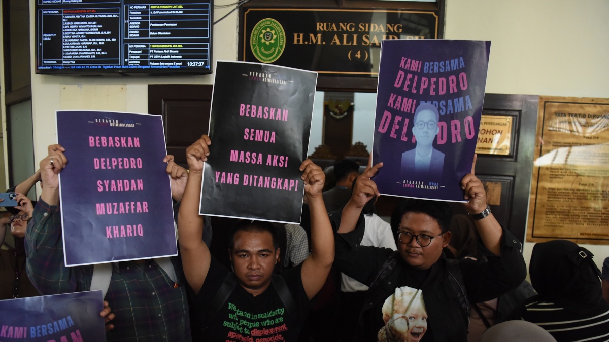 Gagal Bebas! Praperadilan 4 Aktivis yang Dituding Dalang Kerusuhan Agustus 2025 Ditolak Hakim