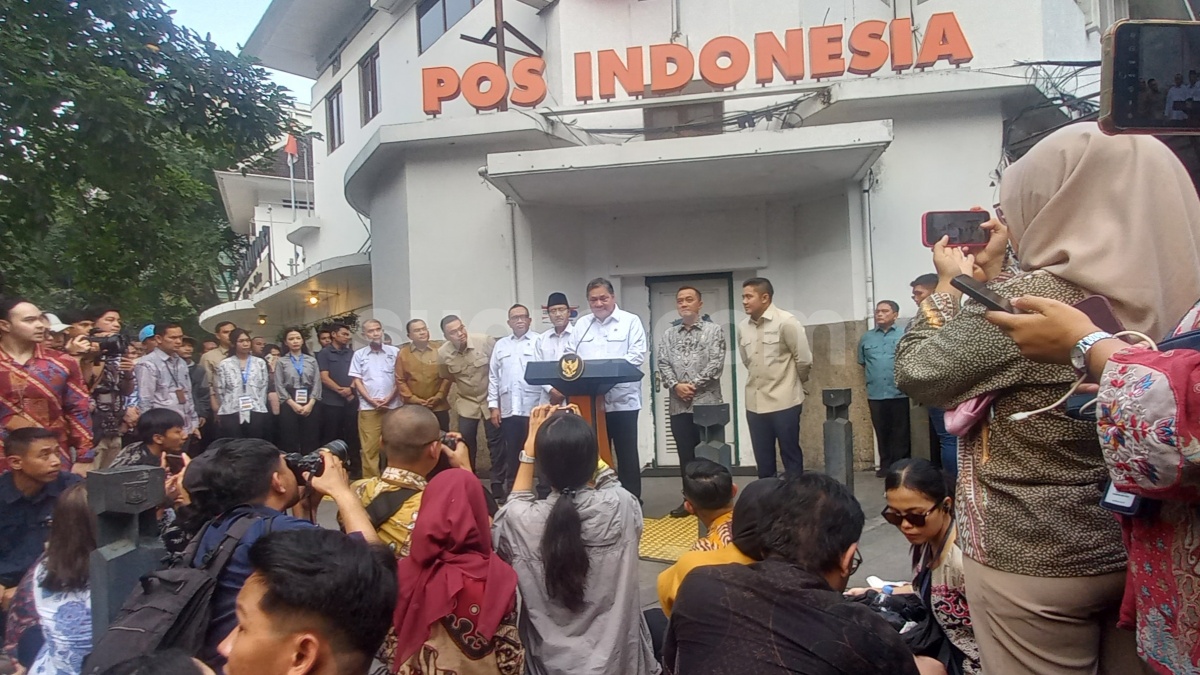 Prabowo Tebar 'Uang Kaget' untuk Rakyat Jelang Akhir Tahun