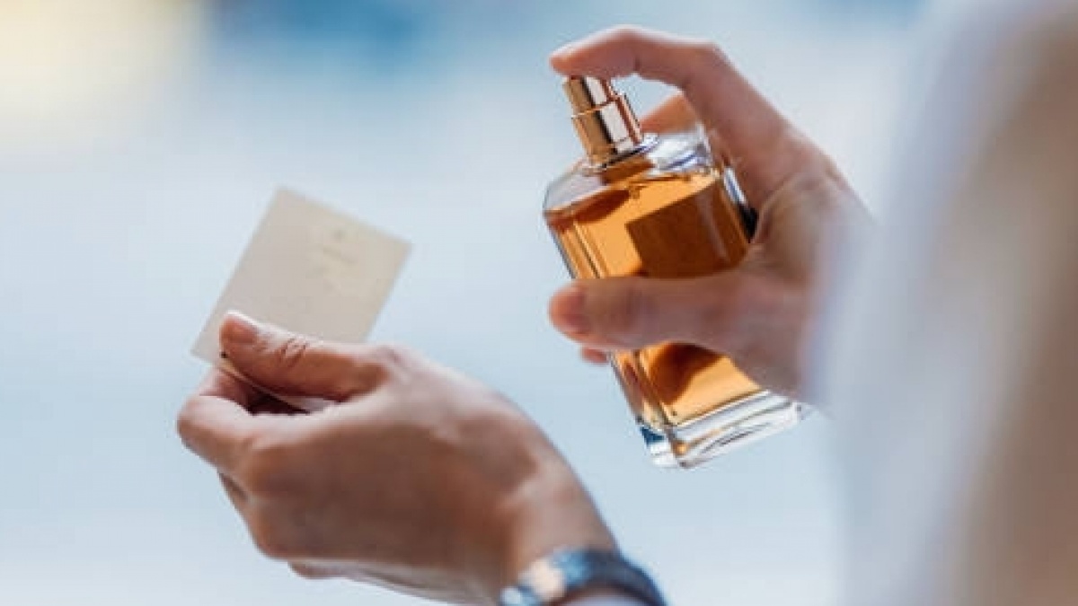 5 Parfum Lokal yang Wanginya Elegan dan Tahan Lama, Harga Murah Kualitas Kelas Dunia