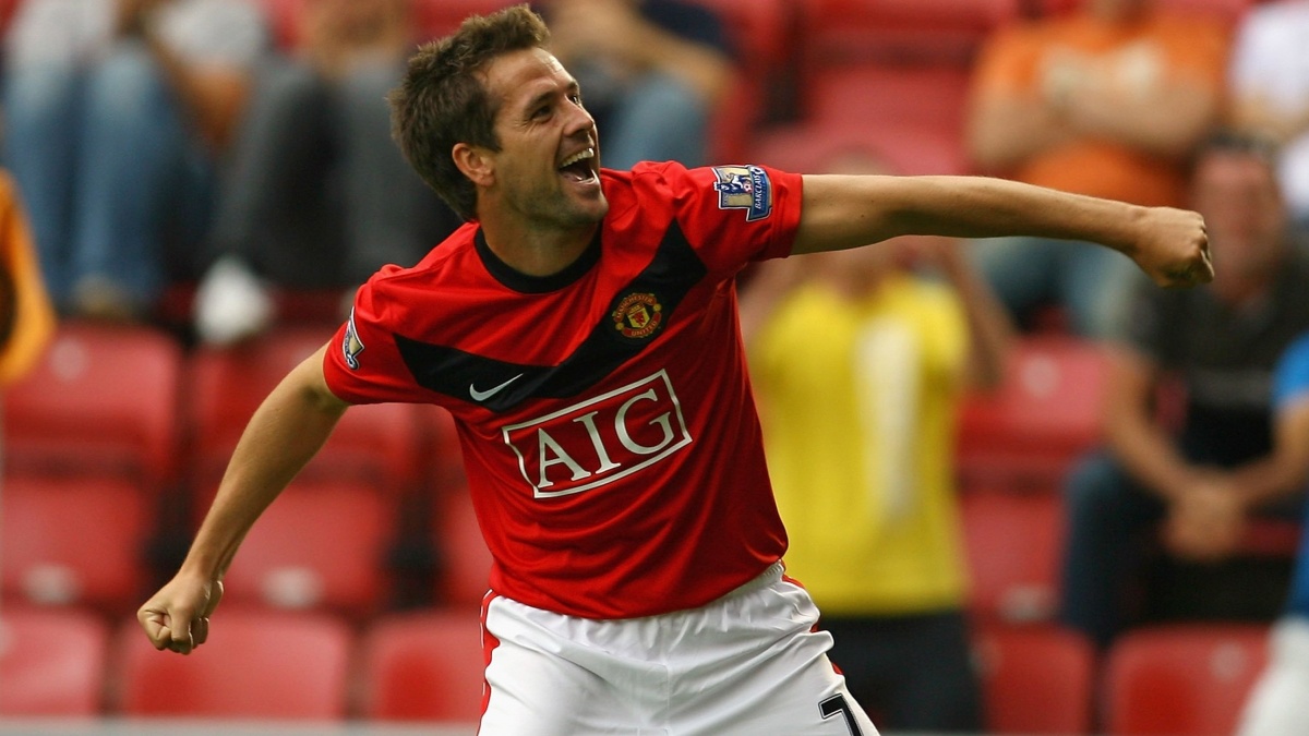 Langka! 5 Pemain yang Pernah Bela Liverpool dan Manchester United