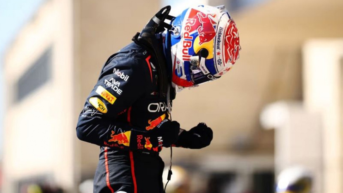 Max Verstappen Kejutkan Paddock, Finis Podium Meski Start dari Pit Lane
