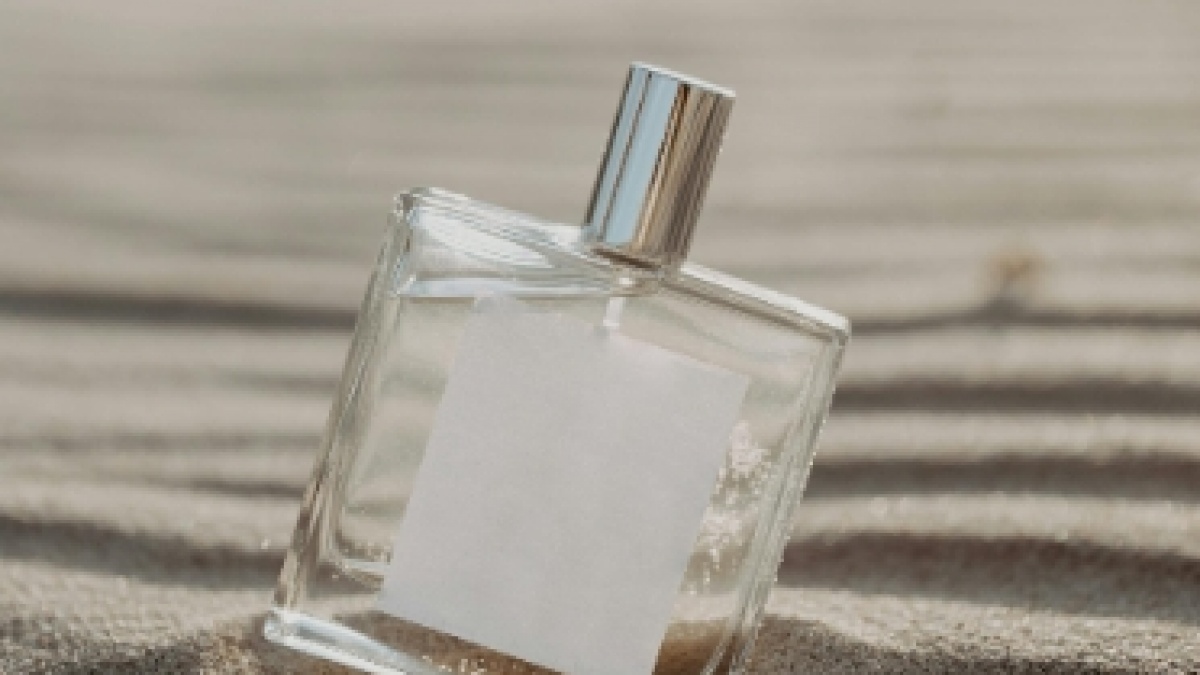 5 Rekomendasi Parfum Segar yang Tahan Lama Hingga 48 Jam, Cocok Buat Wanita Kantoran