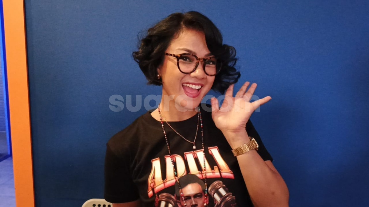Pangkas Rambut Usai 7 Tahun Dirawat, Nirina Zubir Bangga Mahkotanya jadi Wig buat Pejuang Kanker
