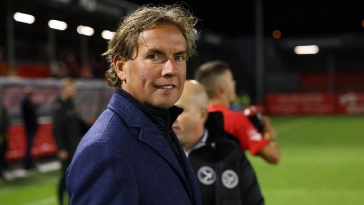 Alex Pastoor Masuk Radar Pelatih FC Utrecht, Bakal Latih Miliano Jonathans