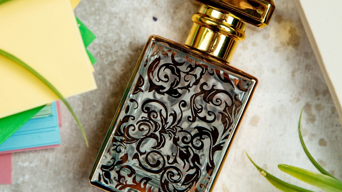 5 Merek Parfum Arab yang Wanginya Tahan Lama, Mulai Rp9 Ribuan di Shopee