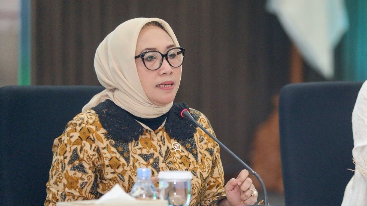 Pendidikan Arifah Fauzi, Menteri PPPA yang Dikritik Usai Usul Gerbong Wanita Dipindah Ke Tengah