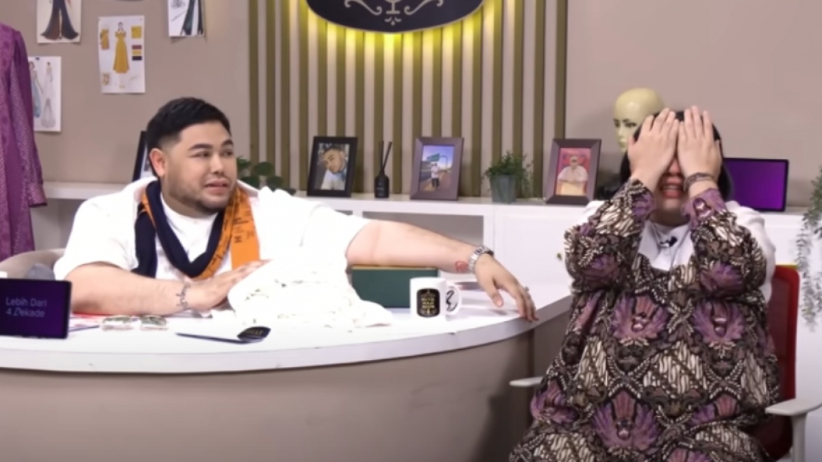 2 Kali Gagal Berangkat, Tangisan Papham Pecah Saat Ivan Gunawan Hadiahi Umrah Bareng Sahabat