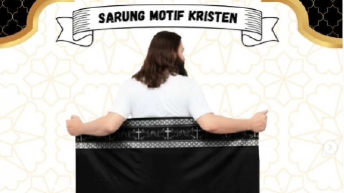 Viral Sarung Motif Kristen Pertama di Dunia, Ini Sosok di Baliknya
