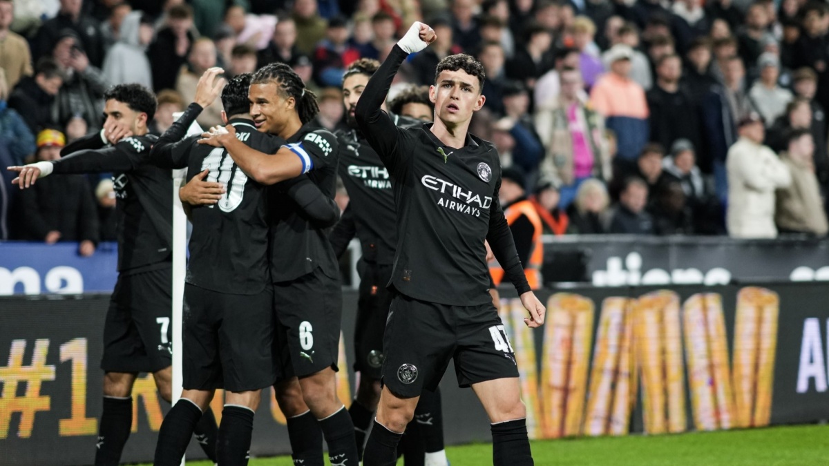 Cara Unik Phil Foden Lepas Tekanan di Manchester City: Mancing Mania, Mantab!