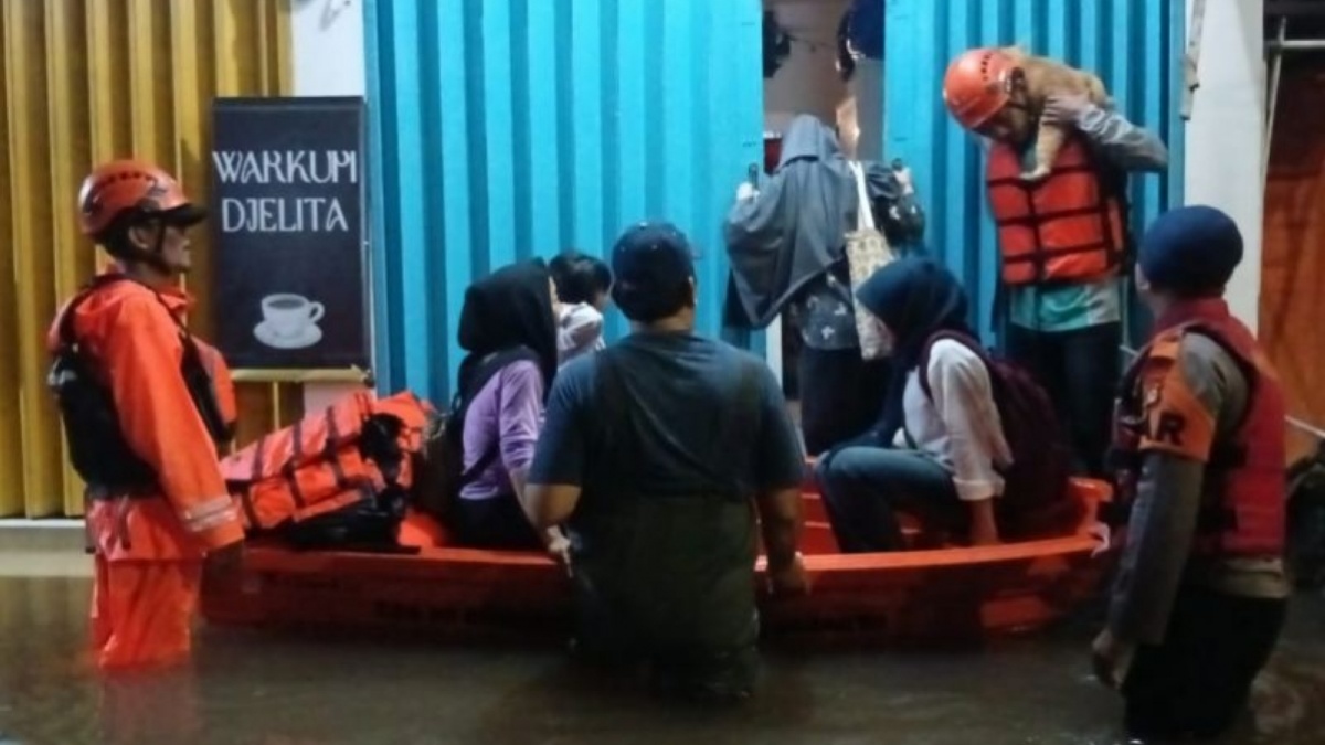 Habis Diguyur Hujan Deras, 33 RT di Jaksel Kebanjiran, Ini Lokasi-lokasinya!