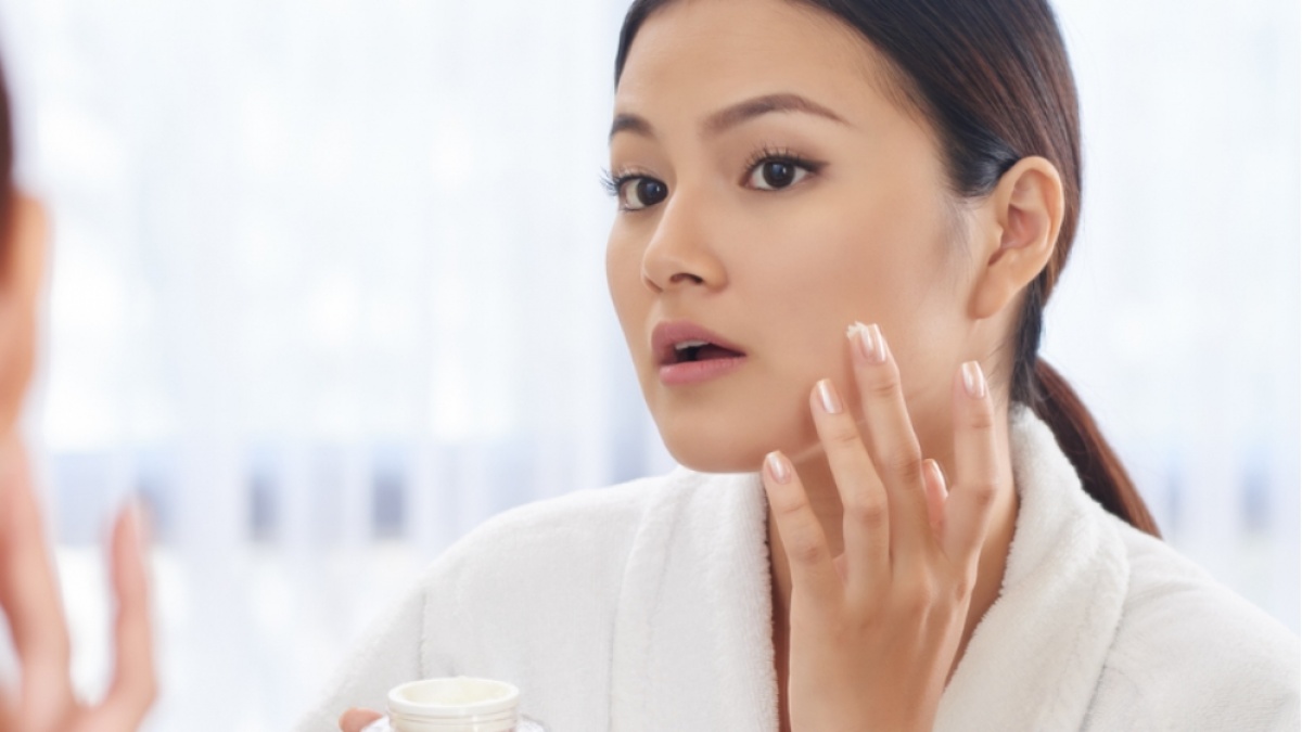 5 Day Cream untuk Usia 30 Tahun Keatas yang Bikin Glowing, Bye Kerutan!