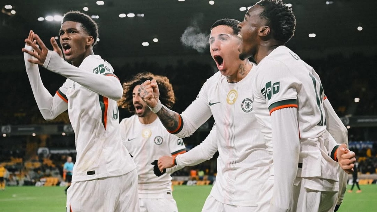 Dadakan Gantikan Enzo Maresca Lawan Man City, Pelatih Interim Chelsea Dimarahi Istri