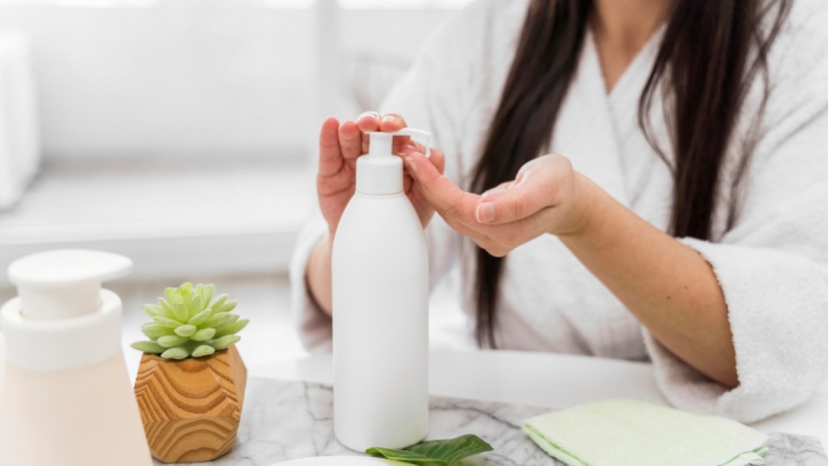7 Body Lotion Terbaik untuk Kulit Kering dan Bersisik, Melembapkan 24 Jam