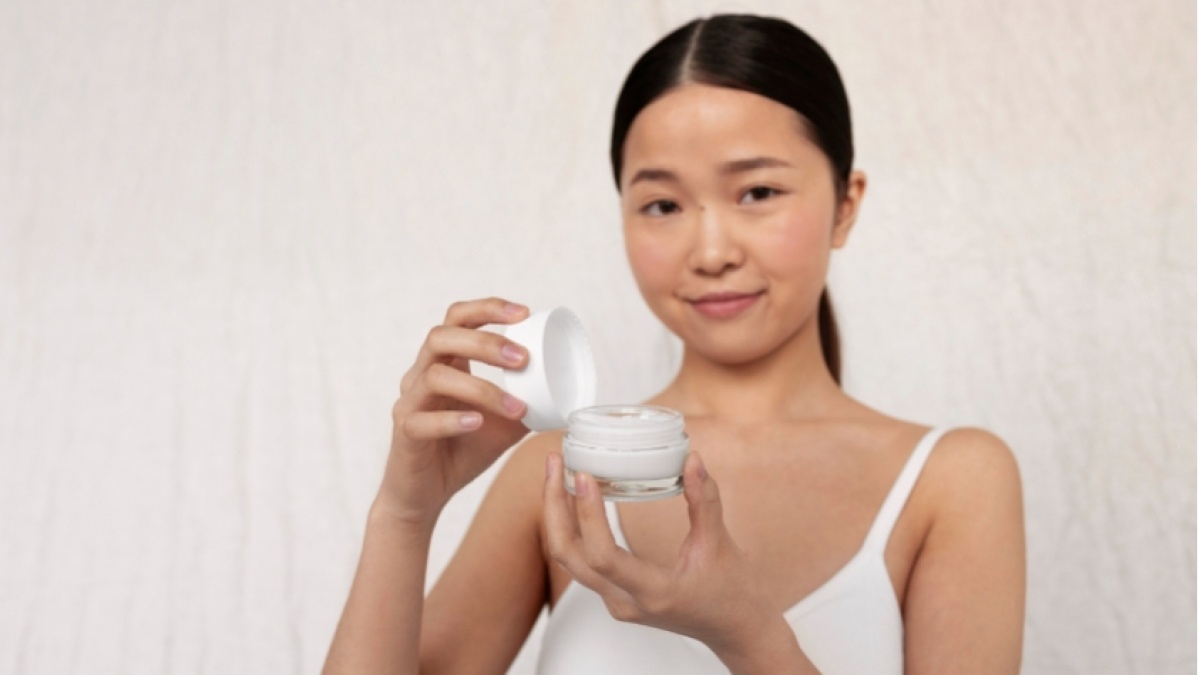 7 Day Cream Mengandung Anti Aging untuk Usia 30-an, Cegah Penuaan Lebih Awal!