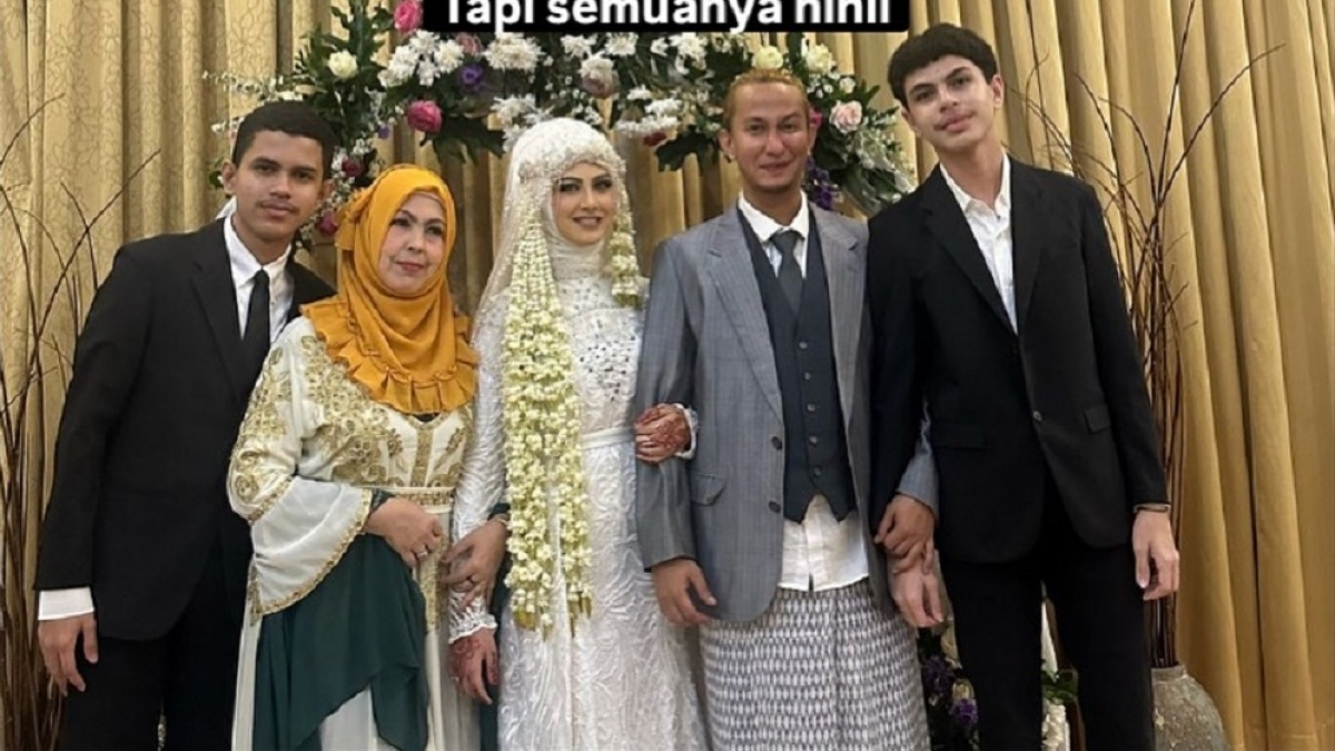 Tak Dinafkahi Habib Bahar, Helwa Bachmid Hanya Makan Nasi Siram Teh Hangat Saat Hamil