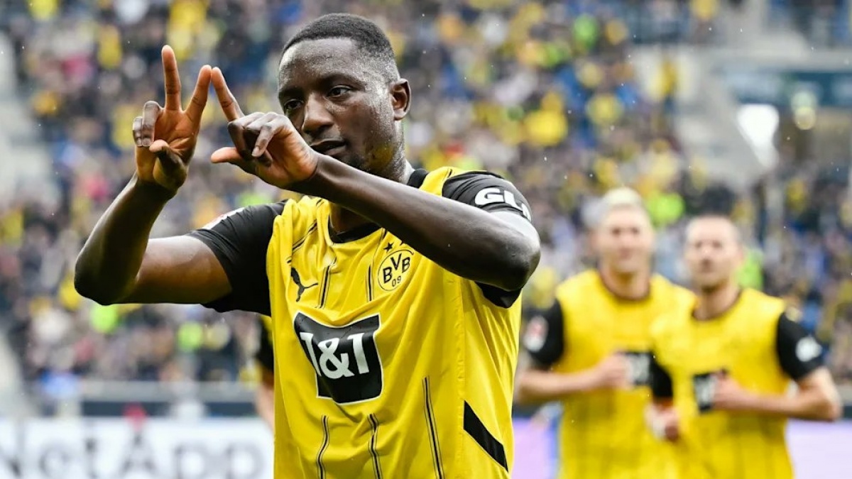 Manchester United Saling Sikut dengan Liverpool Demi Rekrut Striker Rp1,02 T