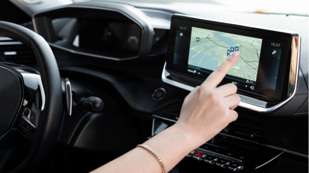 Merek Mobil Ini Hapus Fitur Radio FM Demi Pangkas Biaya Produksi