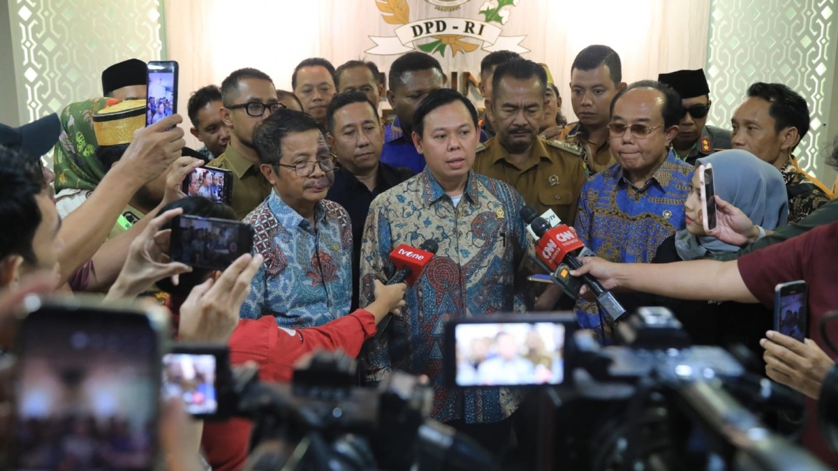 Polemik Gelar Pahlawan pada Soeharto, Sultan: Semua Mantan Presiden yang Telah Berpulang, Layak