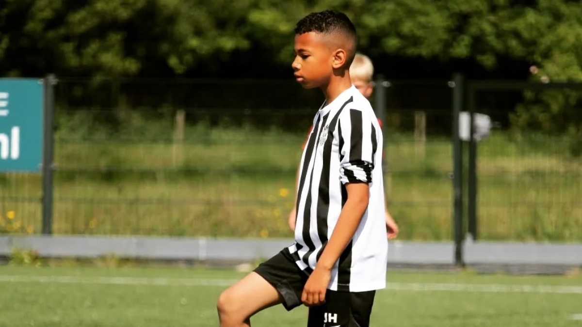Jessaja Hennep, Cah Kebumen Bersinar di Belanda: 16 Laga,11 Gol,13 Assist