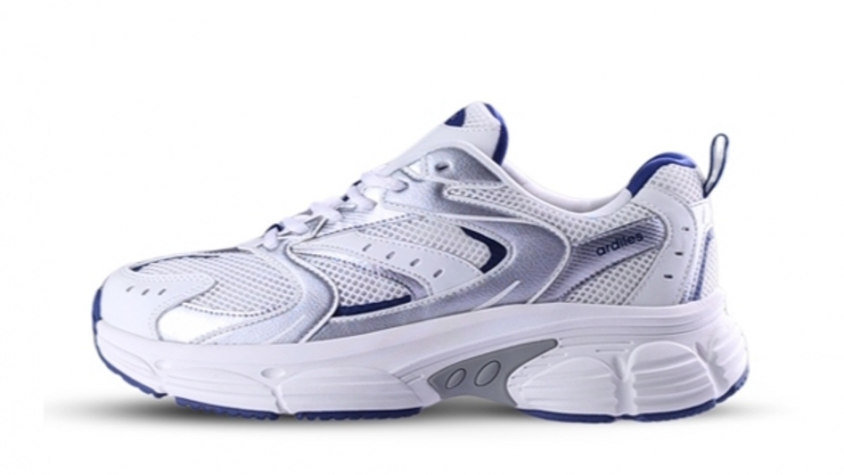 5 Rekomendasi Sepatu Lokal Alternatif New Balance 530, Harga Lebih Murah