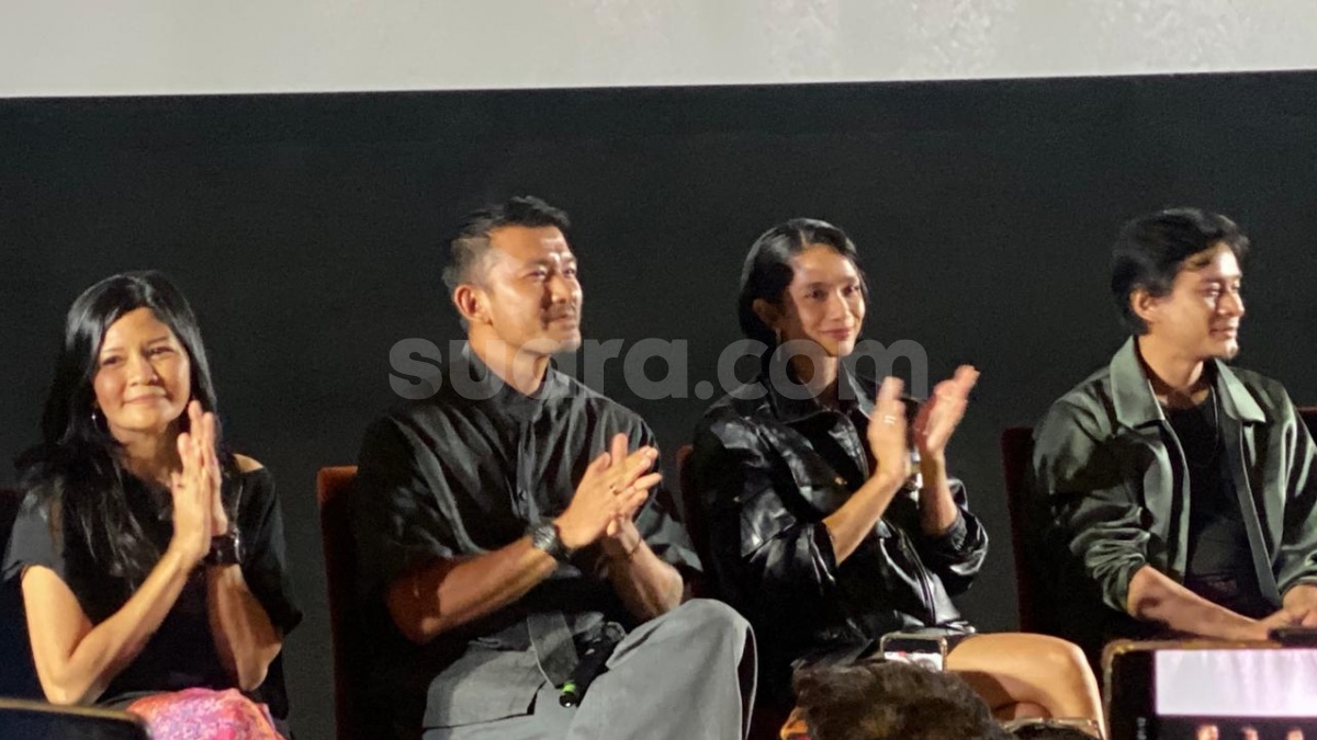 Proses Profesional di Balik Adegan Panas Rio Dewanto dan Faradina Mufti