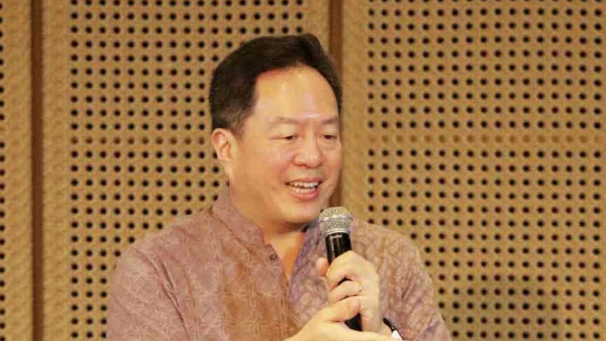 Karier dan Pendidikan Victor Rachmat Hartono: Bos PT Djarum