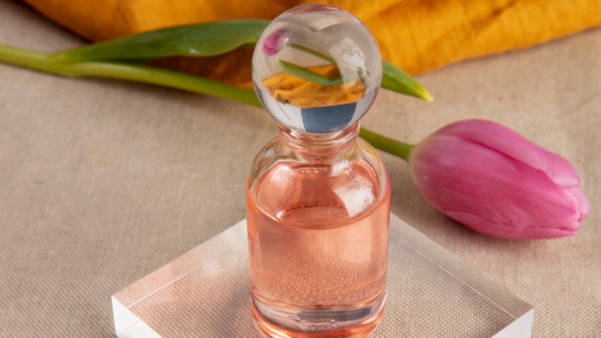 4 Parfum Lokal yang Dipakai Amanda Zahra, Aroma Segar dan Elegan