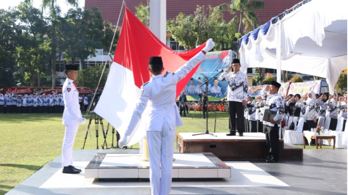 Upacara Hari Guru 2025, Murid Pakai Baju Apa? Ini Ketentuan Resmi dari Kemendikdasmen
